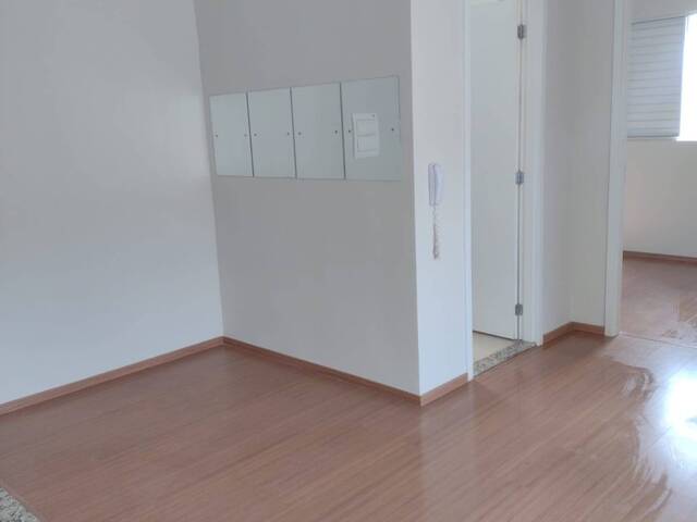 #29 - Apartamento para Venda em Sarandi - PR